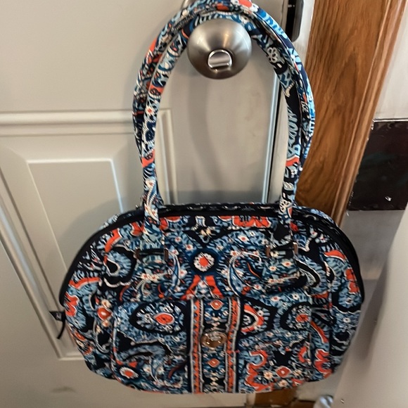 Vera Bradley Bowler Bag with Matching Walet - Picture 2 of 14